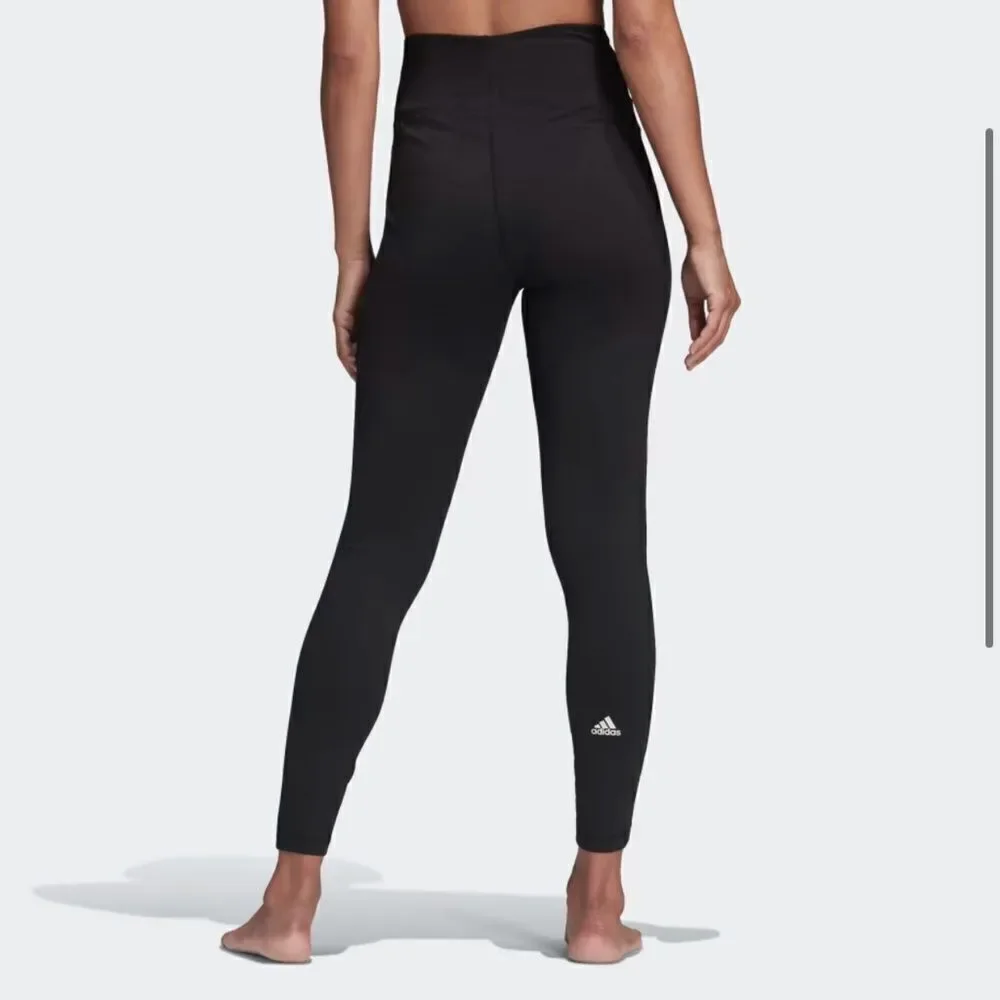Adidas size m‎ black YOGA ESSENTIALS HIGH-WAISTED LEGGINGS aeroready